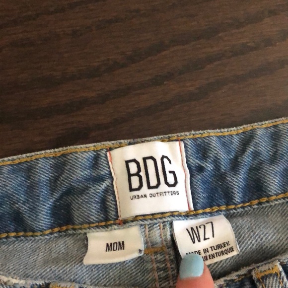 LIKE NEW BDG from urban outfitters mom jeans💙 - Picture 5 of 5